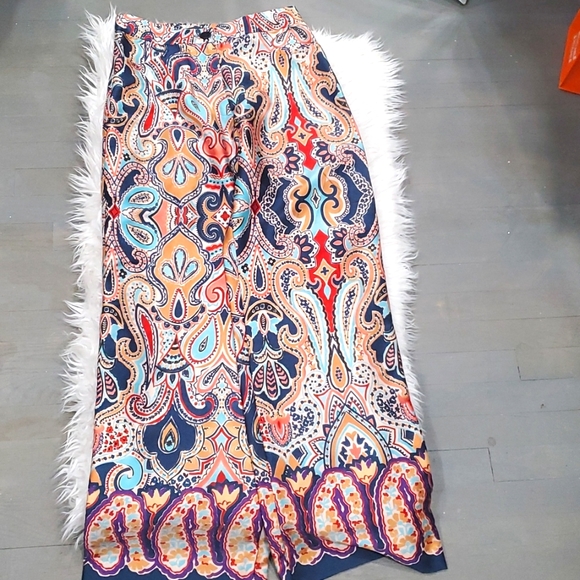 NWT Zara printed wide leg pants 👖 😍 - Picture 9 of 12